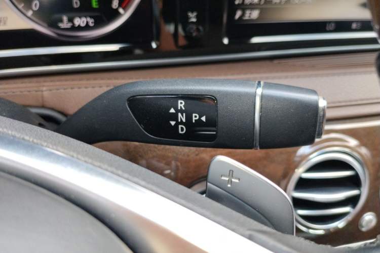 Used Mercedes-Benz S-Class 2014 S 500 L Gear Lever