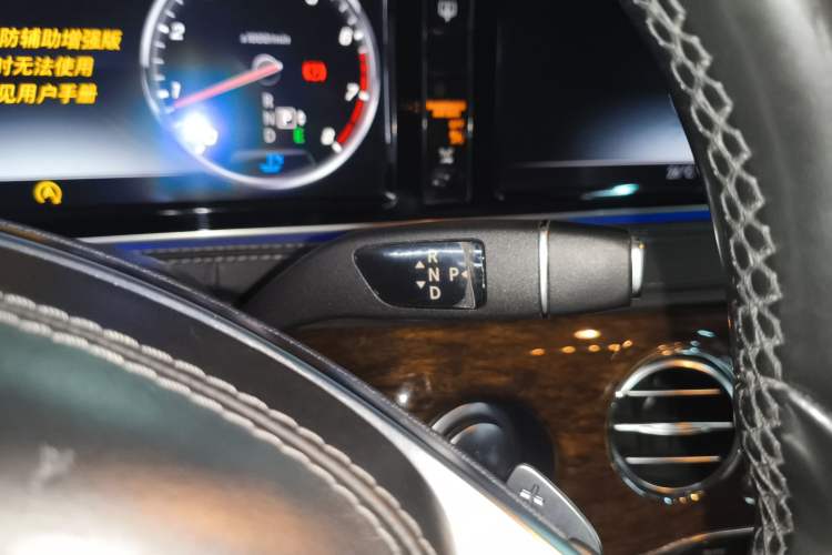 Used Mercedes-Benz S-Class 2014 S 320 L Business Model Gear Lever