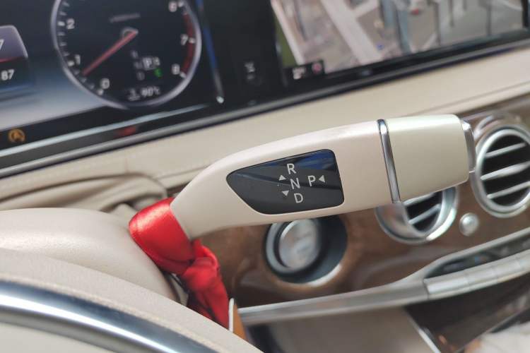 Used Mercedes-Benz S-Class 2014 S 320 L Luxury Model Gear Lever