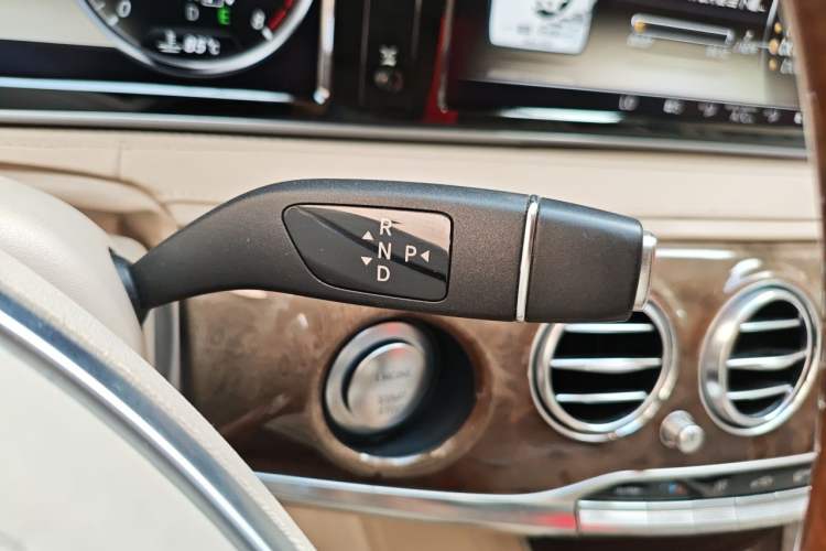 Used Mercedes-Benz S-Class 2014 S 500 L Gear Lever