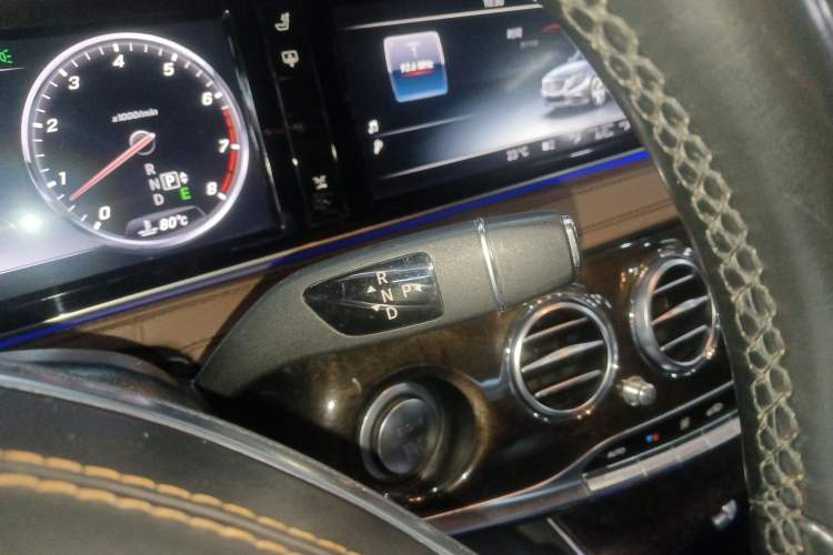 Used Mercedes-Benz S-Class 2014 S 320 L Luxury Model Gear Lever