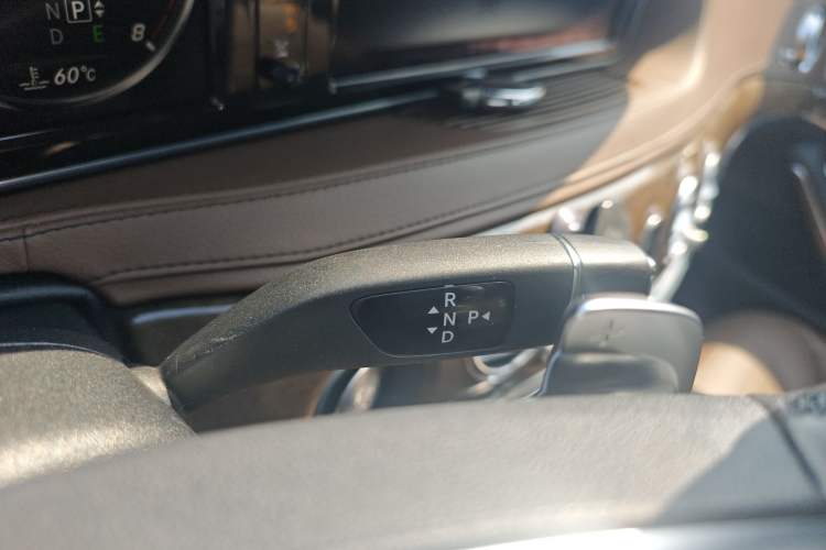 Used Mercedes-Benz S-Class 2014 S 500 L 4MATIC Gear Lever