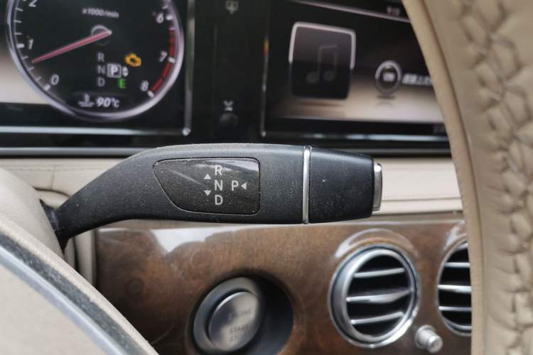 Used Mercedes-Benz S-Class 2014 S 400 L Prestige Edition Gear Lever