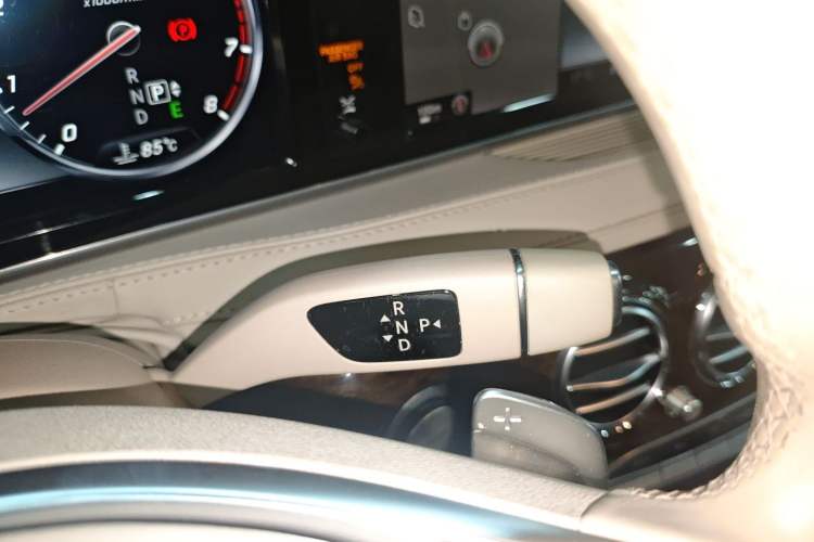 Used Mercedes-Benz S-Class 2014 S 320 L Business Model Gear Lever