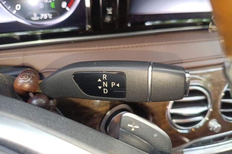 Used Mercedes-Benz S-Class 2014 S 320 L Business Model Gear Lever