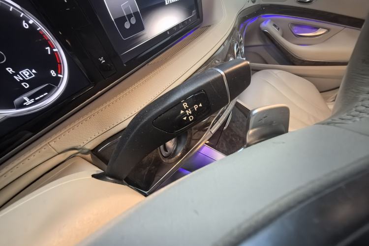 Used Mercedes-Benz S-Class 2014 S 400 L Prestige Edition Gear Lever