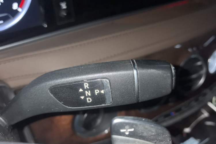 Used Mercedes-Benz S-Class 2014 S 320 L Business Model Gear Lever