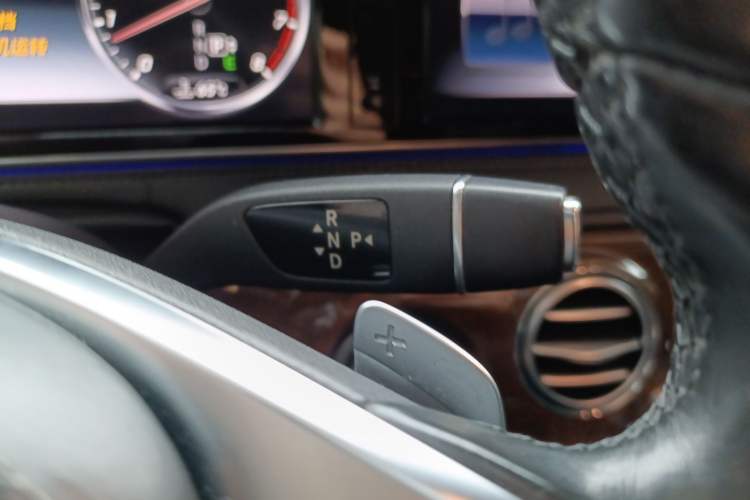 Used Mercedes-Benz S-Class 2014 S 320 L Luxury Model Gear Lever