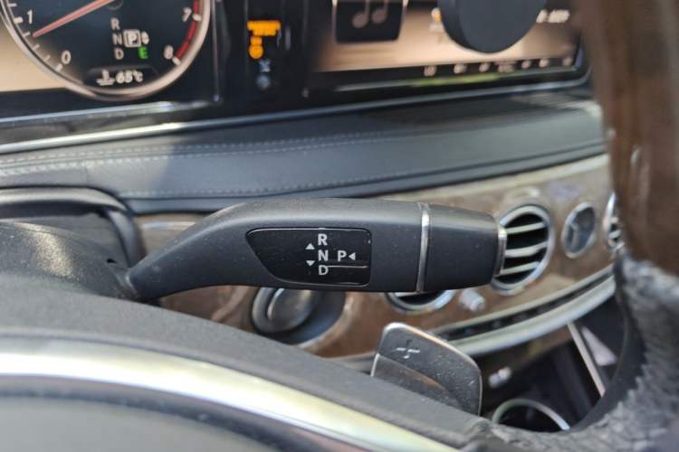 Used Mercedes-Benz S-Class 2014 S 400 L Prestige Edition Gear Lever