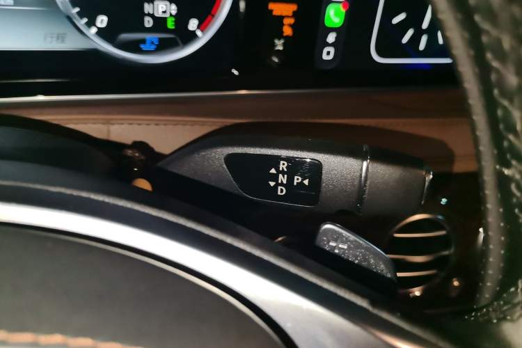 Used Mercedes-Benz S-Class 2014 S 320 L Business Model Gear Lever