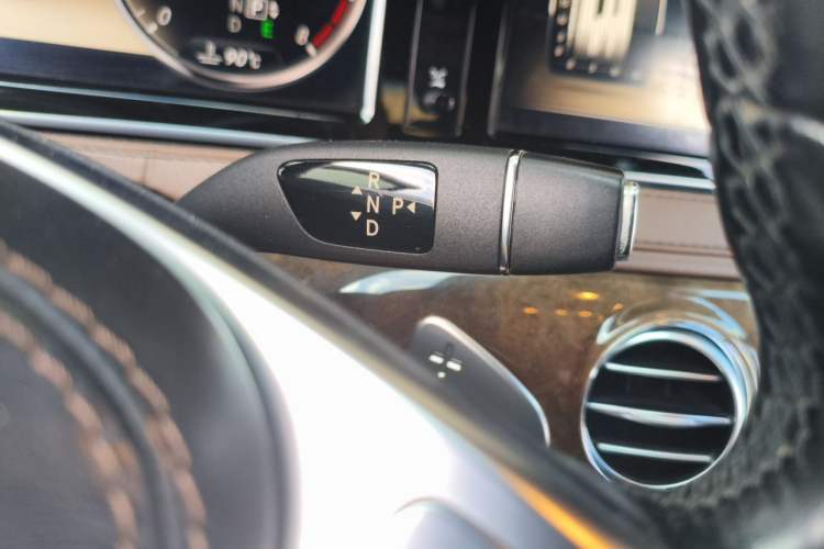 Used Mercedes-Benz S-Class 2014 S 400 L Prestige Edition Gear Lever