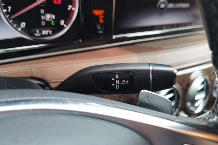 Used Mercedes-Benz S-Class 2014 S 320 L Business Model Gear Lever