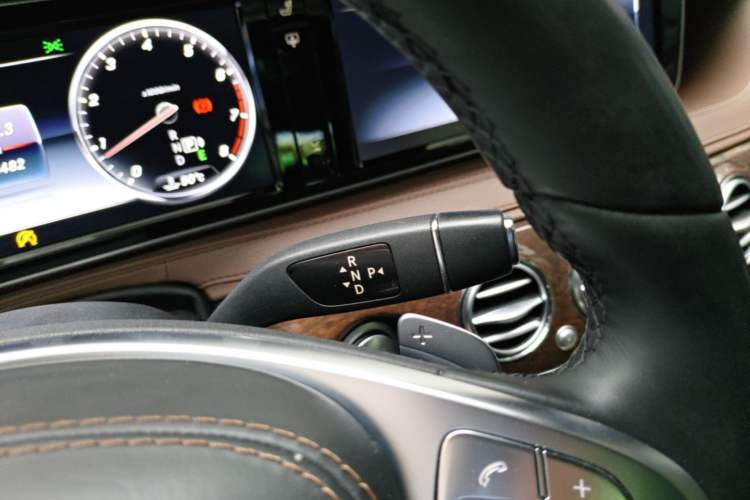 Used Mercedes-Benz S-Class 2014 S 320 L Business Model Gear Lever