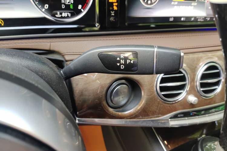Used Mercedes-Benz S-Class 2014 S 320 L Luxury Model Gear Lever