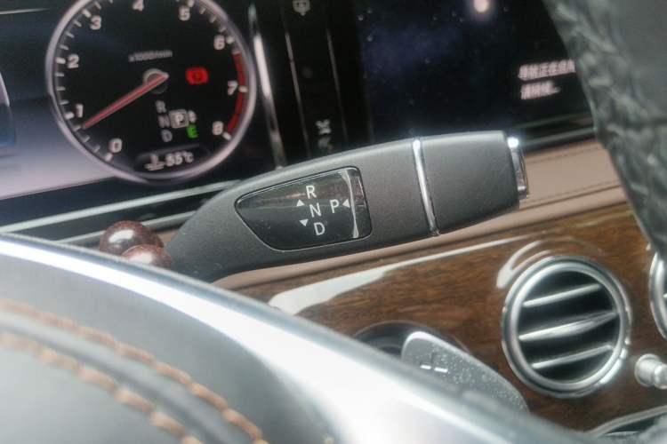 Used Mercedes-Benz S-Class 2014 S 320 L Business Model Gear Lever