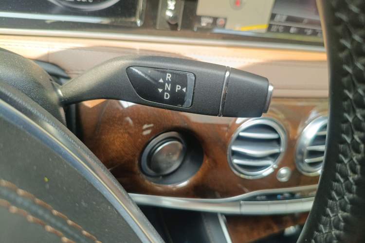Used Mercedes-Benz S-Class 2014 S 320 L Luxury Model Gear Lever