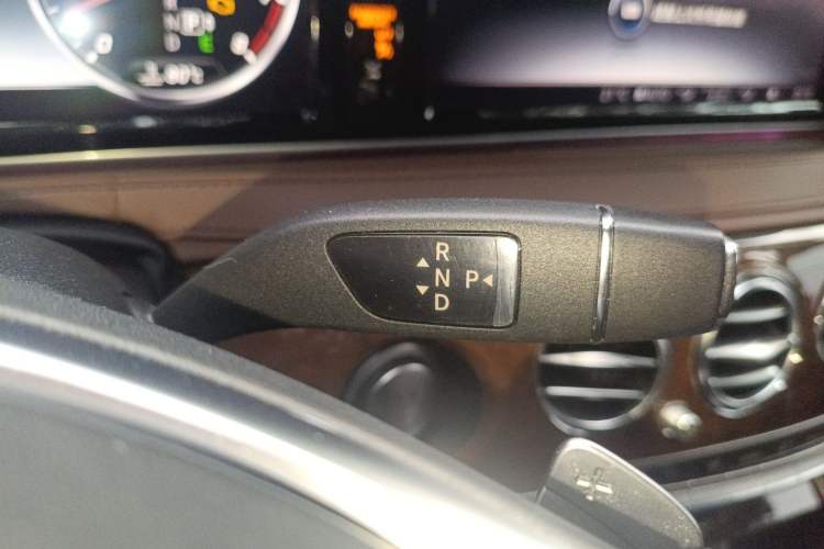 Used Mercedes-Benz S-Class 2014 S 320 L Luxury Model Gear Lever