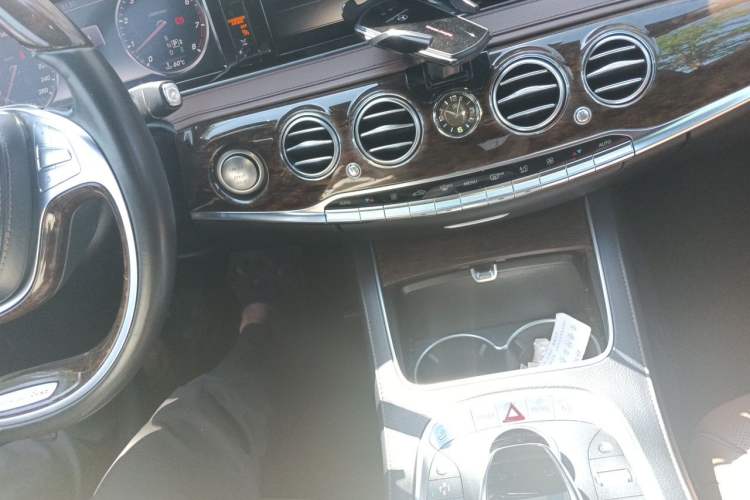 Used Mercedes-Benz S-Class 2014 S 320 L Business Model Gear Lever