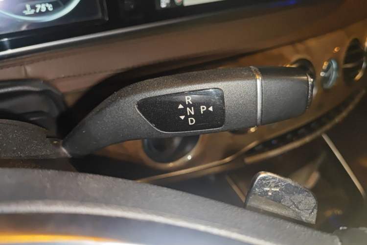 Used Mercedes-Benz S-Class 2014 S 320 L Luxury Model Gear Lever