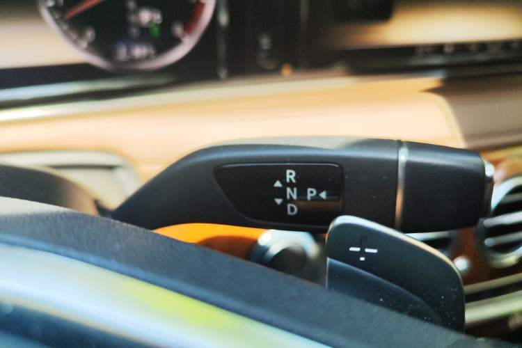 Used Mercedes-Benz S-Class 2014 S 500 L 4MATIC Gear Lever
