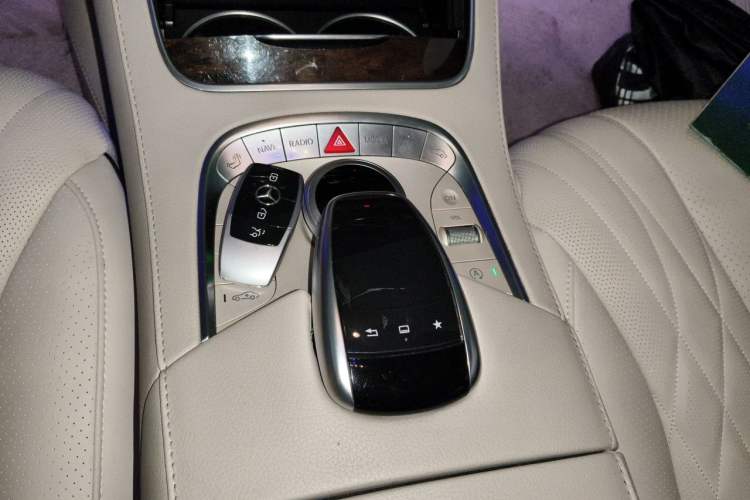 Used Mercedes-Benz S-Class 2014 S 320 L Business Model Gear Lever