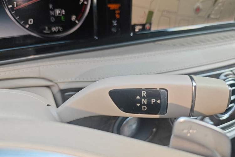 Used Mercedes-Benz S-Class 2014 S 320 L Business Model Gear Lever