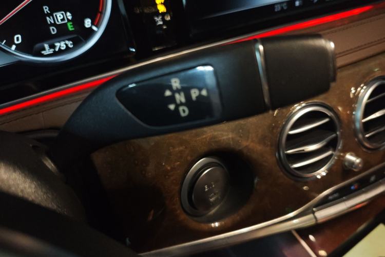 Used Mercedes-Benz S-Class 2014 Restyled S 500 L 4MATIC Gear Lever