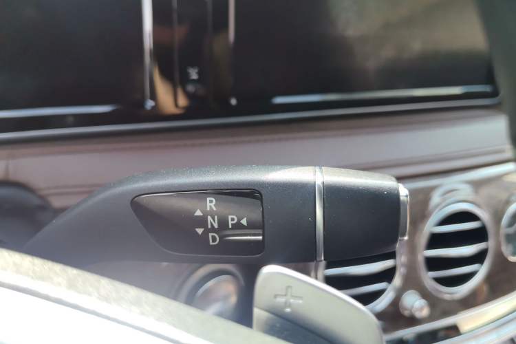 Used Mercedes-Benz S-Class 2014 S 320 L Business Model Gear Lever