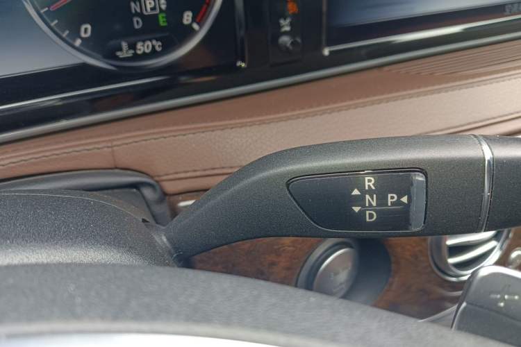 Used Mercedes-Benz S-Class 2014 S 320 L Business Model Gear Lever