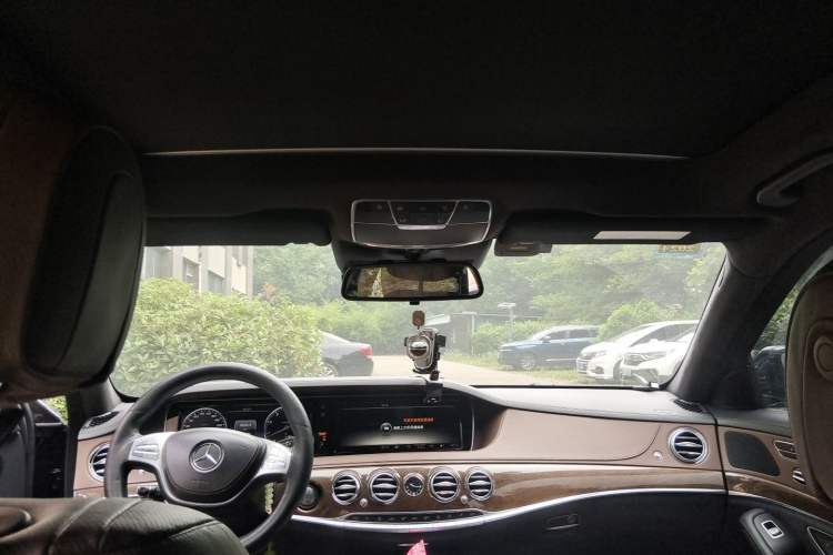 Used Mercedes-Benz S-Class 2014 S 320 L Business Model Headliner