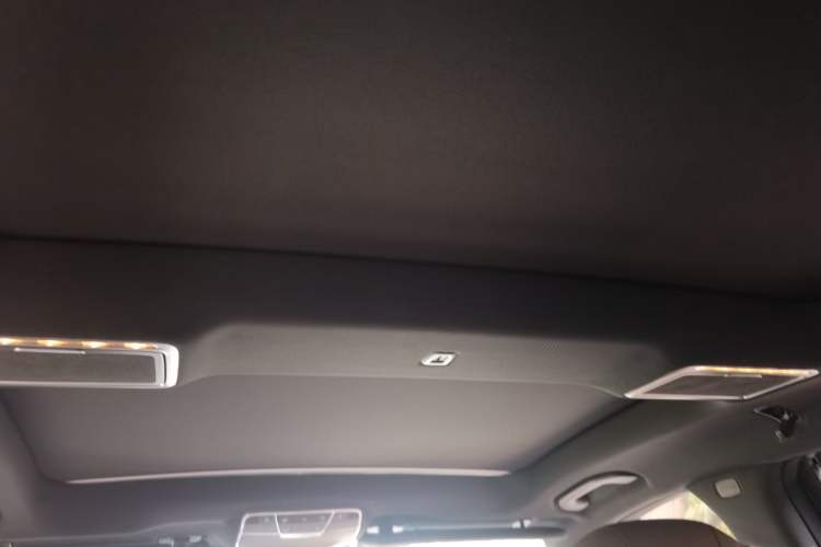 Used Mercedes-Benz S-Class 2014 S 320 L Business Model Headliner