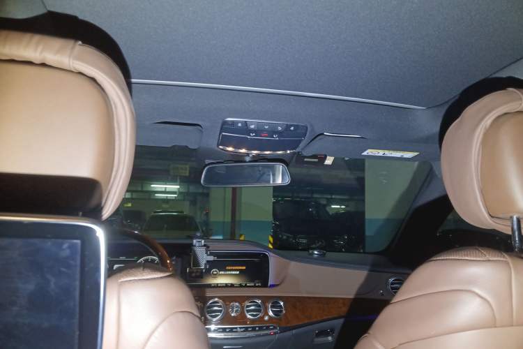 Used Mercedes-Benz S-Class 2014 S 400 L Luxury Model Headliner