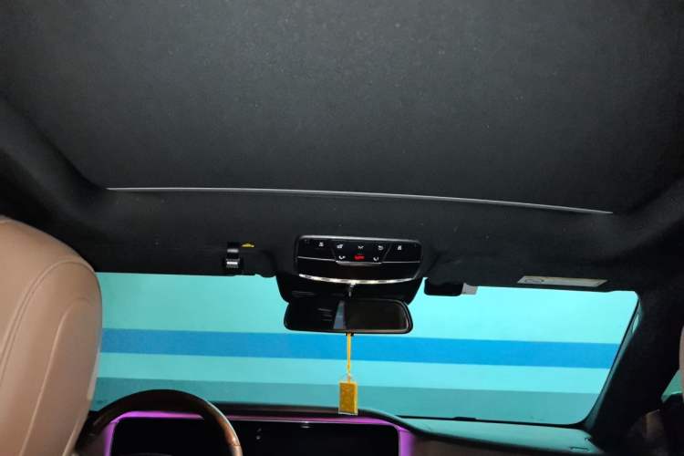 Used Mercedes-Benz S-Class 2014 S 320 L Business Model Headliner