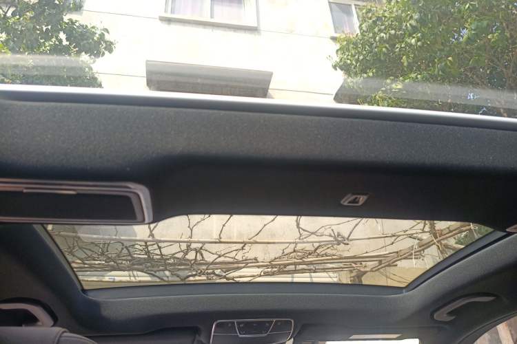 Used Mercedes-Benz S-Class 2014 S 320 L Luxury Model Headliner