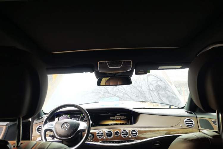 Used Mercedes-Benz S-Class 2014 S 400 L Prestige Edition Headliner