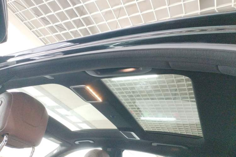 Used Mercedes-Benz S-Class 2014 S 320 L Business Model Headliner