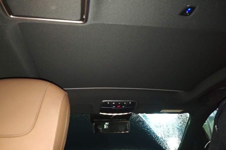 Used Mercedes-Benz S-Class 2014 S 320 L Business Model Headliner