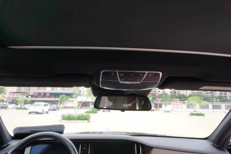 Used Mercedes-Benz S-Class 2014 S 320 L Business Model Headliner