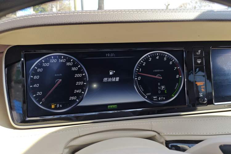 Used Mercedes-Benz S-Class 2014 S 400 L HYBRID Instrument Cluster