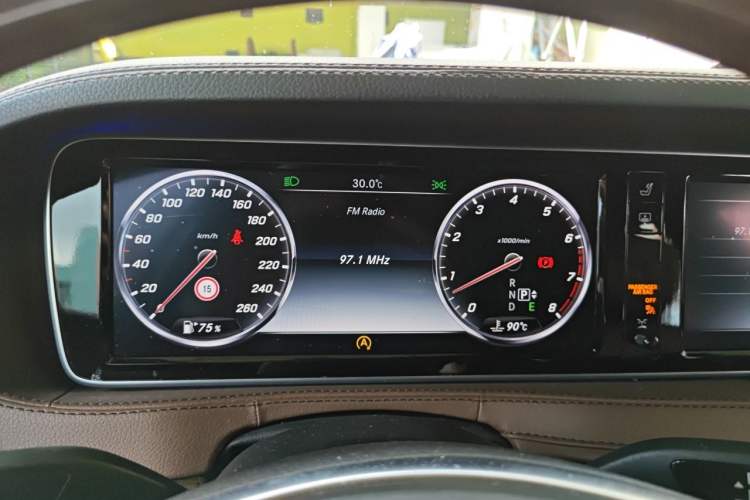 Used Mercedes-Benz S-Class 2014 S 320 L Luxury Model Instrument Cluster