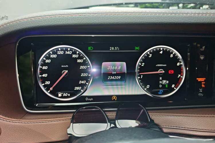 Used Mercedes-Benz S-Class 2014 S 320 L Business Model Instrument Cluster