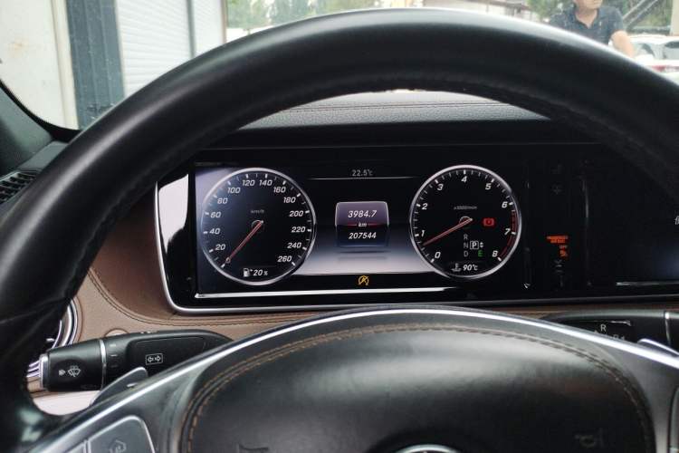 Used Mercedes-Benz S-Class 2014 S 320 L Luxury Model Instrument Cluster