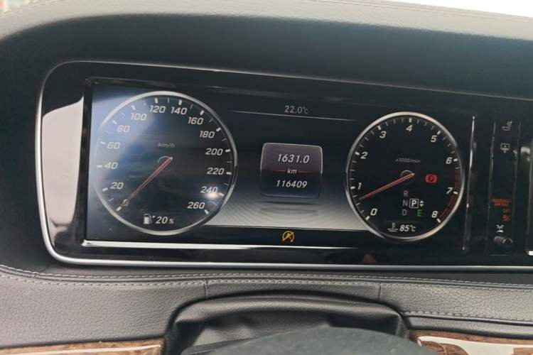 Used Mercedes-Benz S-Class 2014 S 320 L Business Model Instrument Cluster