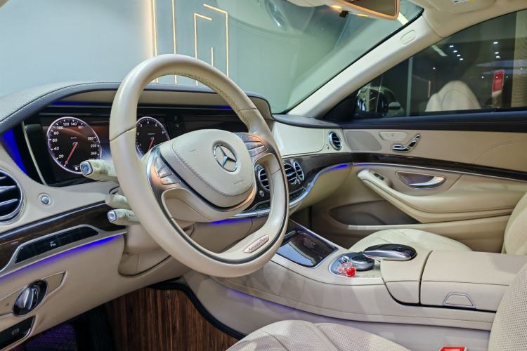 Used Mercedes-Benz S-Class 2014 S 320 L Business Model Interior 1