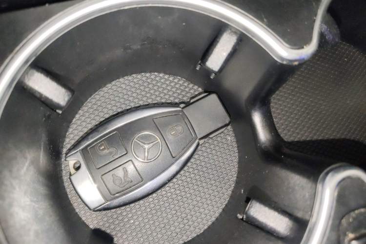 Used Mercedes-Benz S-Class 2014 S 320 L Business Model Interior 1