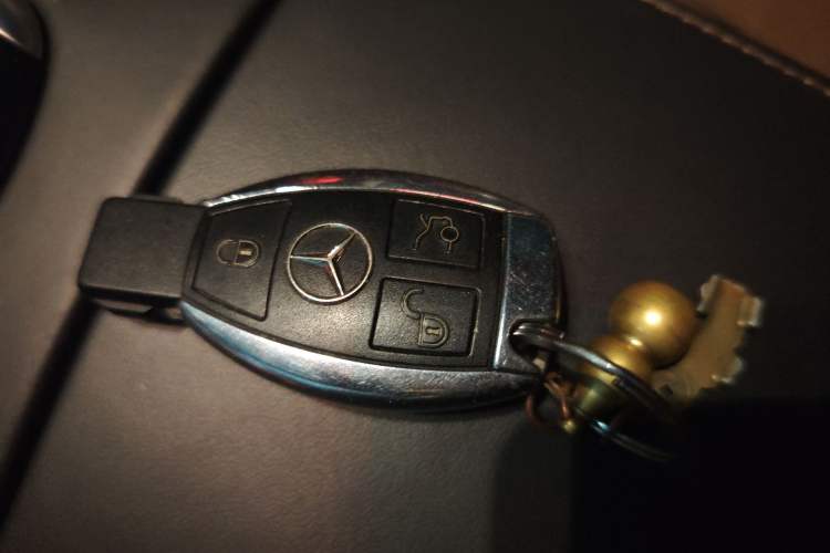 Used Mercedes-Benz S-Class 2014 Restyled S 500 L 4MATIC Interior 1
