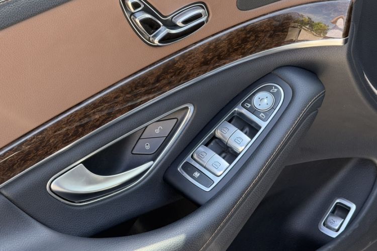 Used Mercedes-Benz S-Class 2014 S 320 L Business Model Interior 10