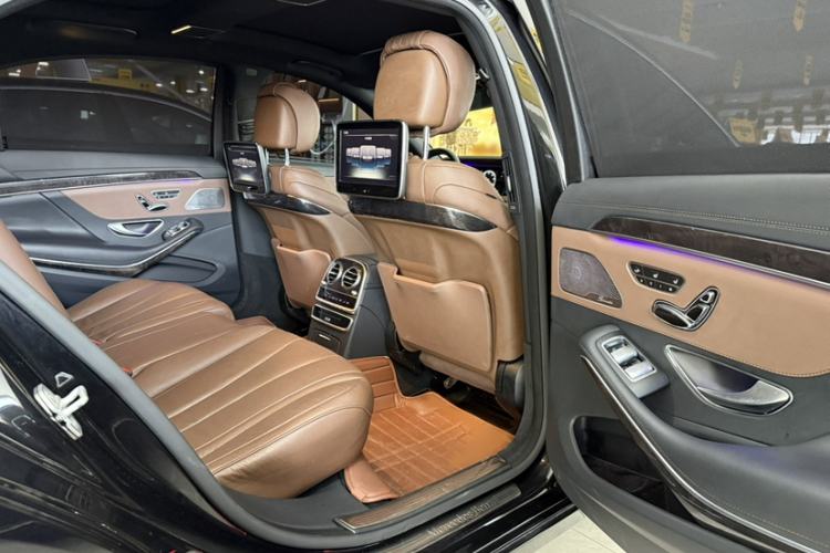 Used Mercedes-Benz S-Class 2014 S 320 L Luxury Model Interior 10