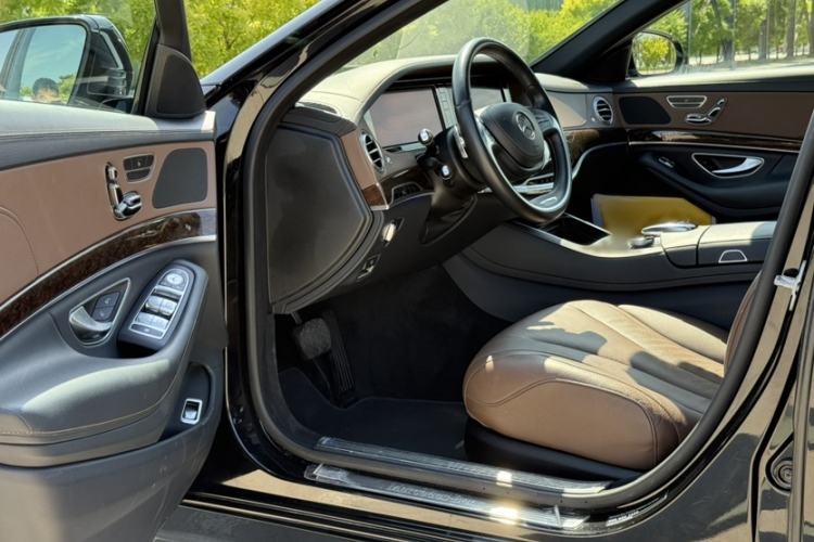 Used Mercedes-Benz S-Class 2014 S 320 L Business Model Interior 12
