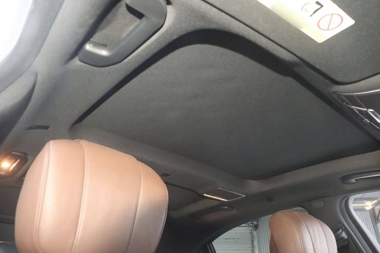 Used Mercedes-Benz S-Class 2014 S 400 L HYBRID Interior 12